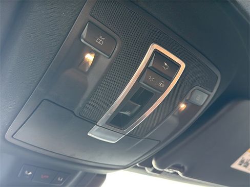 Used 2018 Mercedes-Benz GLE 350 4MATIC image 22