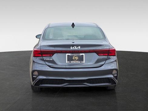 Used 2024 Kia Forte LXS image 5