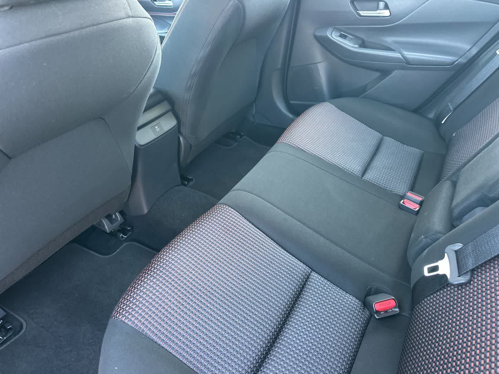 Used 2026 Nissan Sentra SR w/ Floor Mat Package FWD image 5