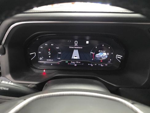 Used 2023 GMC Yukon XL Denali Ultimate image 16