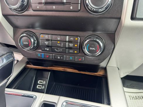 Used 2020 Ford F150 Lariat AWD/4WD image 36
