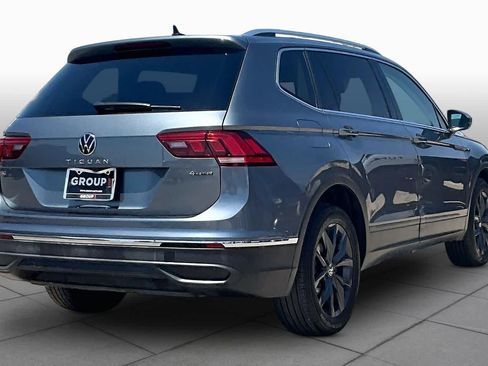 Used 2024 Volkswagen Tiguan SE AWD/4WD image 12