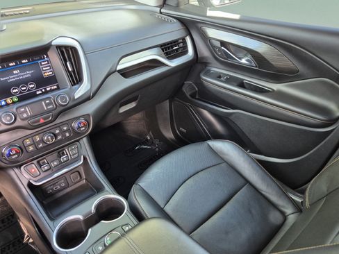 Used 2021 GMC Terrain SLT w/ Infotainment Package II FWD image 14