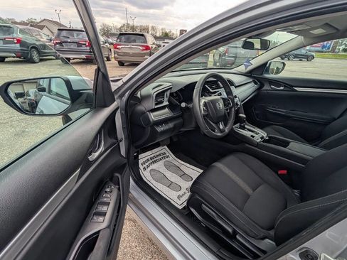 Used 2019 Honda Civic LX image 9