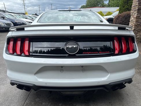 Used 2021 Ford Mustang GT Premium w/ Equipment Group 401A image 5