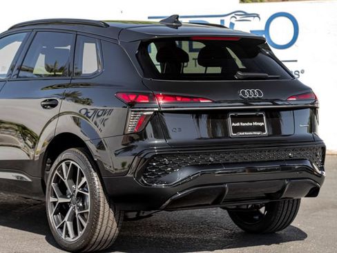 New 2026 Audi Q3 quattro 2.0T AWD/4WD image 10
