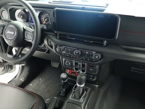 New 2026 Jeep Gladiator Rubicon AWD/4WD image 26