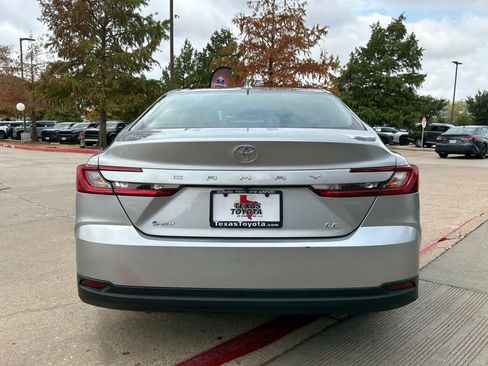 Used 2026 Toyota Camry LE FWD image 7