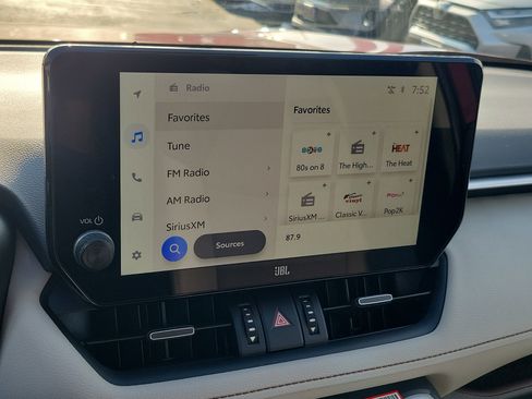 New 2025 Toyota RAV4 Limited image 27