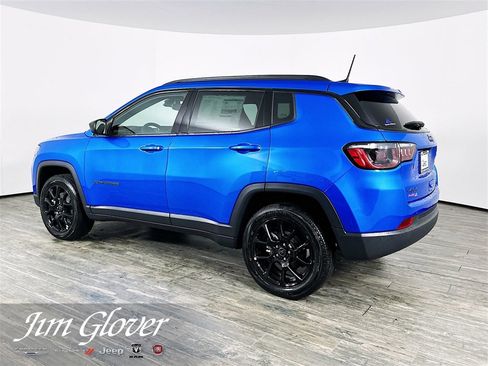 New 2026 Jeep Compass Latitude image 10