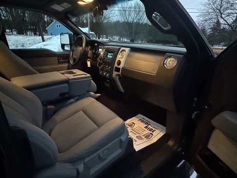 Used 2014 Ford F150 XLT w/ Equipment Group 302A Luxury image 13