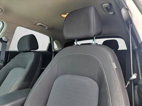 Used 2023 Hyundai Kona SEL AWD/4WD image 11