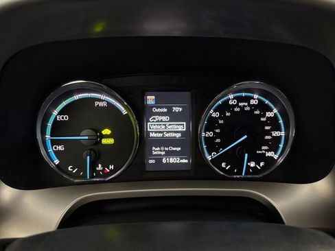 Used 2016 Toyota RAV4 XLE image 9