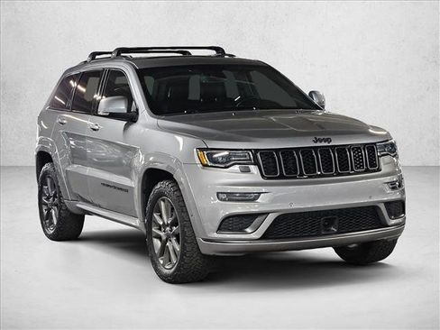 Used 2018 Jeep Grand Cherokee High Altitude image 3