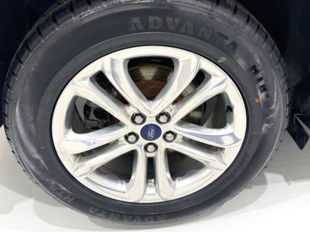 Used 2016 Ford Edge SEL w/ Equipment Group 201A AWD/4WD image 7