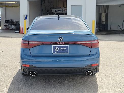 Certified 2025 Volkswagen Jetta GLI Autobahn FWD image 5