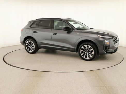 New 2026 Audi Q3 quattro 2.0T AWD/4WD image 9