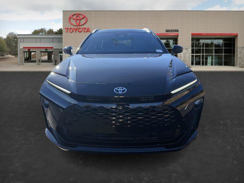 Certified 2025 Toyota Crown Signia w/ Advanced Technology Package image 2