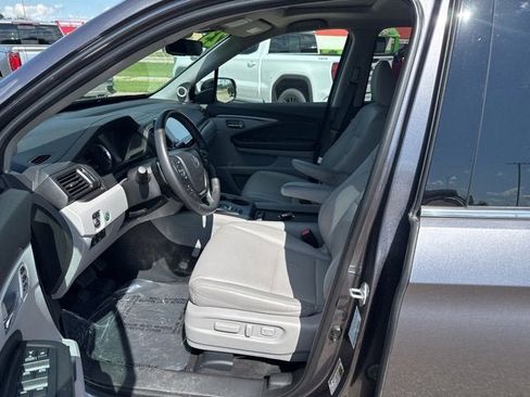 Used 2023 Honda Ridgeline RTL-E image 9