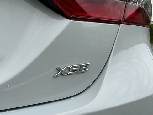 Used 2023 Toyota Camry XSE FWD image 19
