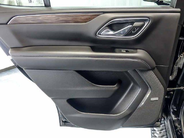 Certified 2021 Chevrolet Tahoe Z71 w/ Rear Media and Nav Package AWD/4WD image 31