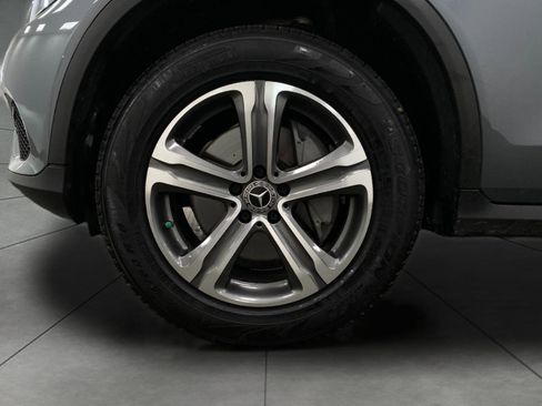 Used 2019 Mercedes-Benz GLC 300 4MATIC image 13