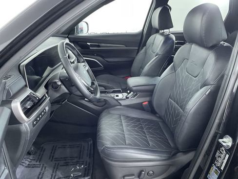 Used 2023 Kia Telluride EX X-Line image 19