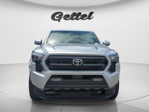 Used 2024 Toyota Tacoma SR5 RWD image 2