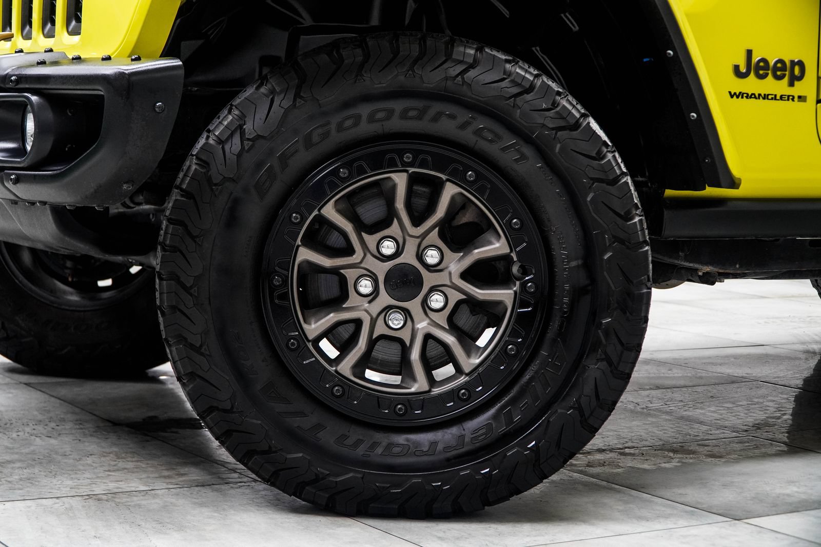 Used 2023 Jeep Wrangler Unlimited Rubicon 392 w/ Trailer Tow Package AWD/4WD image 4