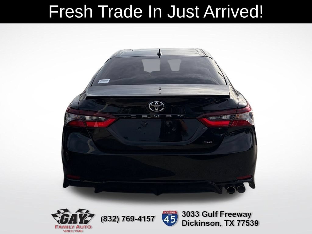 Used 2026 Toyota Camry XLE FWD image 8