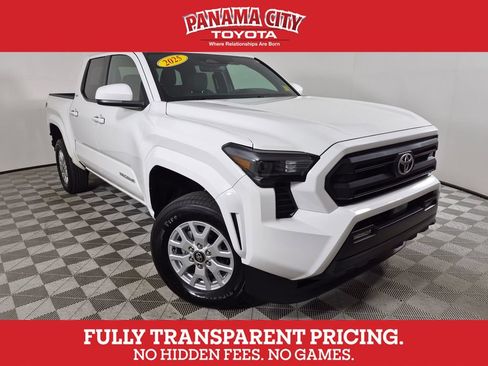 Used 2025 Toyota Tacoma SR5 AWD/4WD image 1