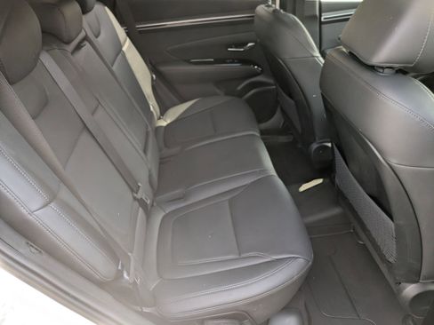 Certified 2023 Hyundai Tucson Limited AWD/4WD image 25
