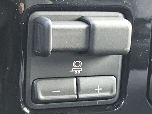 New 2026 Chevrolet Silverado 1500 LT w/ All Star Edition Plus image 17