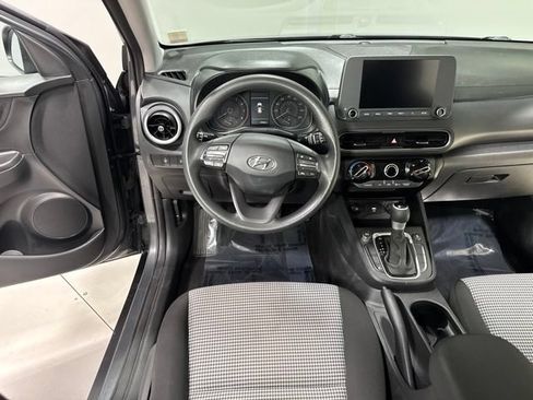 Used 2023 Hyundai Kona SE AWD/4WD image 13
