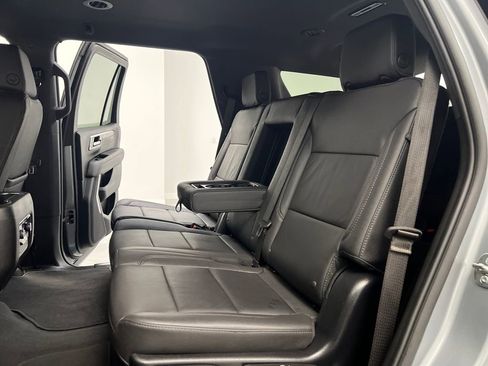 Used 2025 Chevrolet Tahoe LT image 13