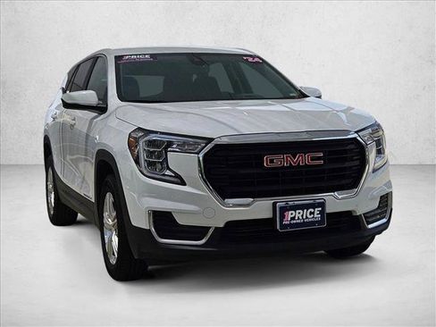 Used 2024 GMC Terrain SLE AWD/4WD image 3