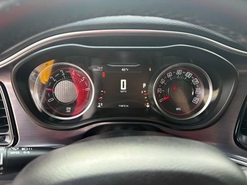 Used 2017 Dodge Challenger SXT image 13