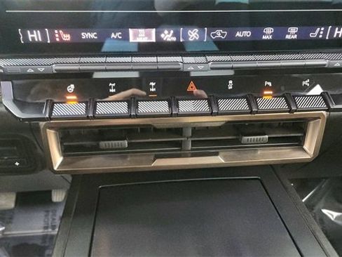 Used 2024 GMC Hummer EV 3X w/ Extreme Off-Road Package image 47