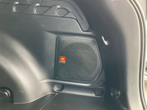 Used 2017 Toyota RAV4 Limited w/ Advanced Technology Package FWD image 9