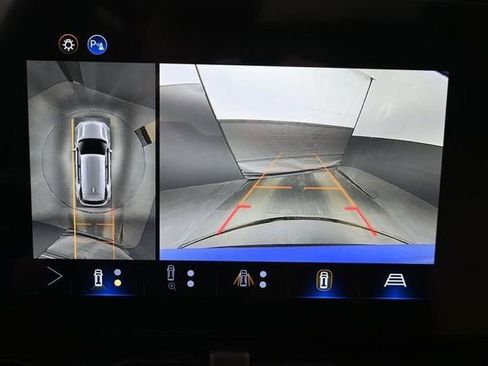 New 2026 Chevrolet Equinox ACTIV w/ Convenience Package III FWD image 32
