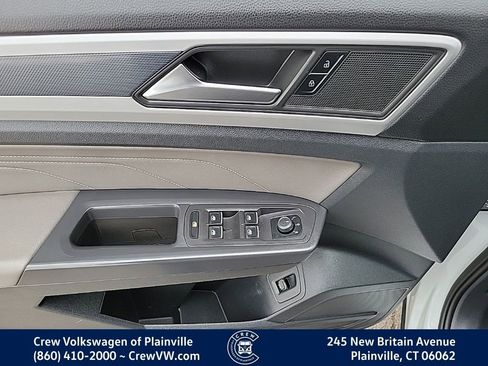 Used 2023 Volkswagen Atlas SEL R-Line image 38