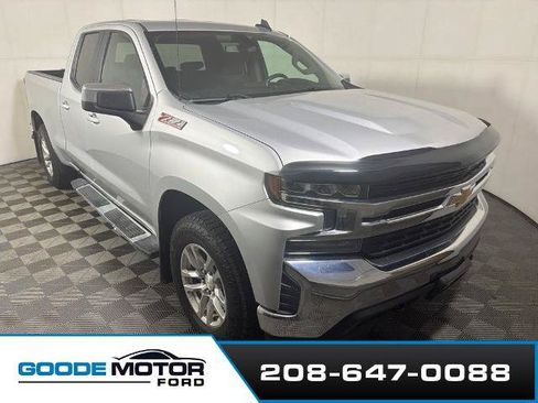Used 2020 Chevrolet Silverado 1500 LT AWD/4WD image 1