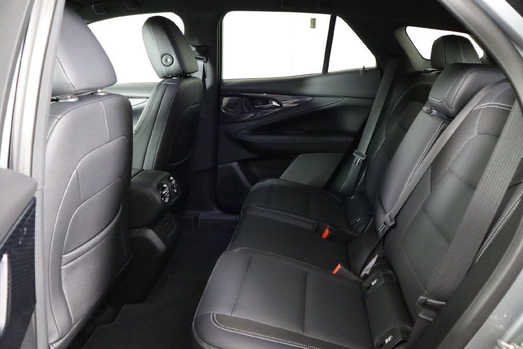 Used 2024 Chevrolet Blazer EV LT AWD/4WD image 16