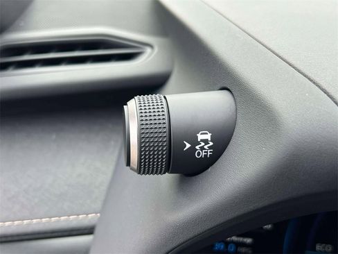 Certified 2025 Lexus UX 300h AWD image 27