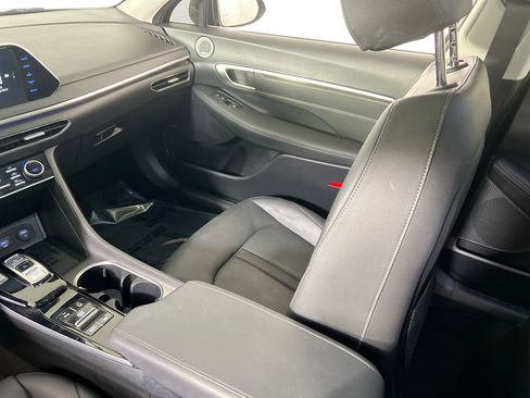 Used 2023 Hyundai Sonata Limited image 25