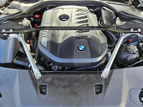 Used 2023 BMW 740i w/ Parking Assistance Package RWD image 20