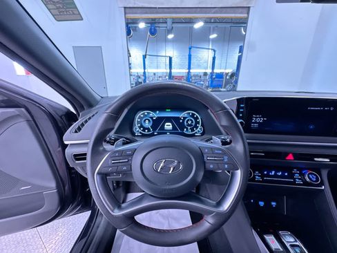 Used 2023 Hyundai Sonata SEL Plus FWD image 15