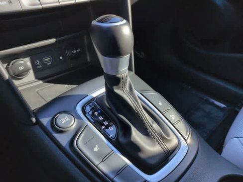 Used 2021 Hyundai Kona Limited w/ Cargo Package image 34