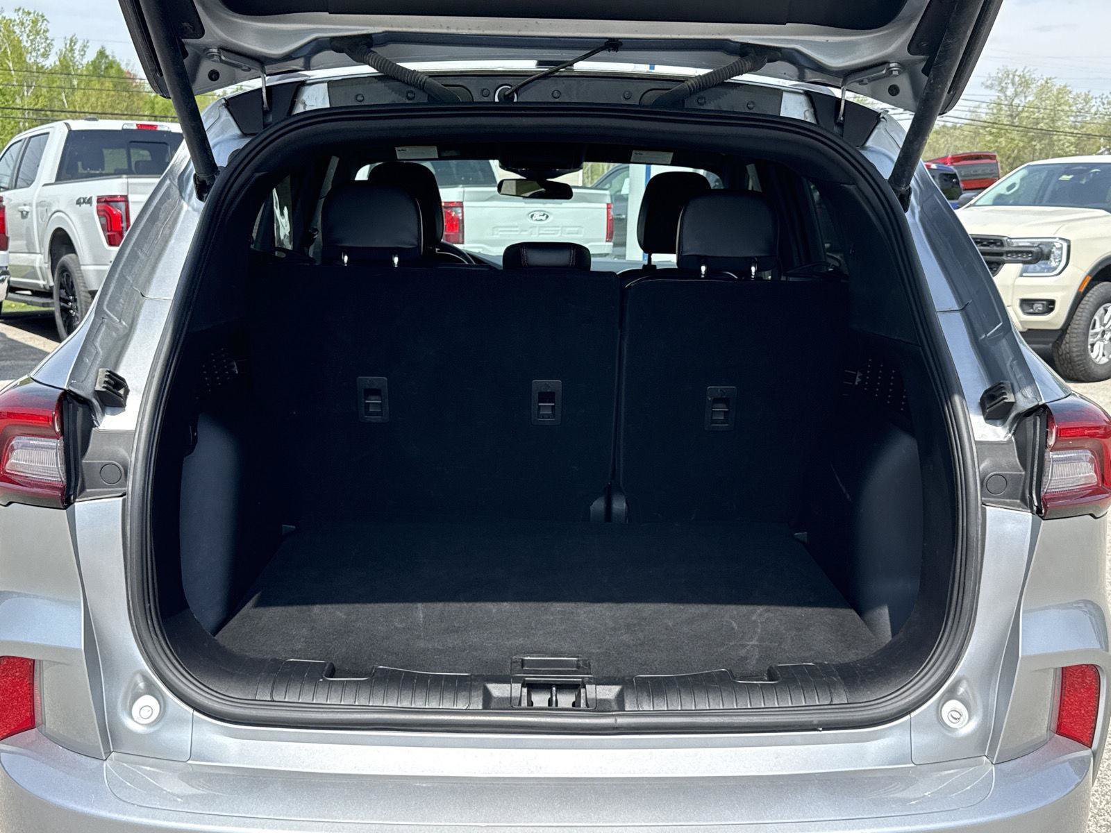 Used 2024 Ford Escape ST-Line AWD/4WD image 15