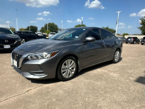 Used 2022 Nissan Sentra S w/ Lighting Package FWD image 3
